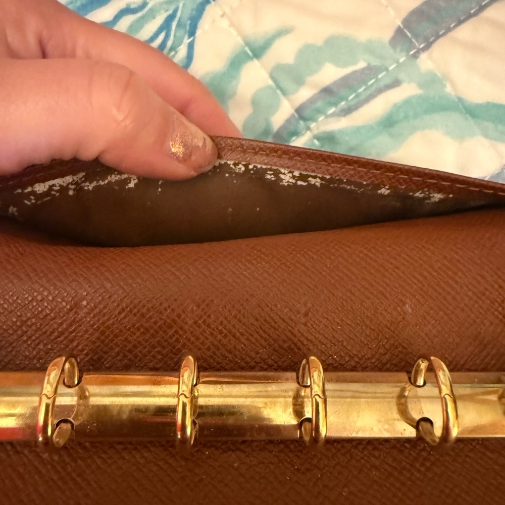Louis Vuitton Brown Monogram Agenda Passport Holder - Picture 6 of 9